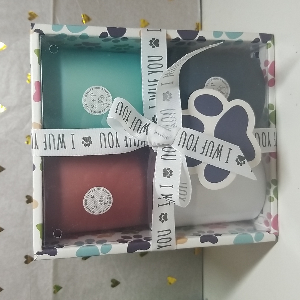 Brand new Sand and Paws "I wuf you" 4  candles set